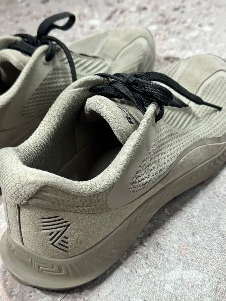 ラッドワン rad v1 廃盤 270サイズ