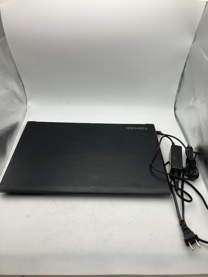 TOSHIBA Dynabook B 55 通電 済み