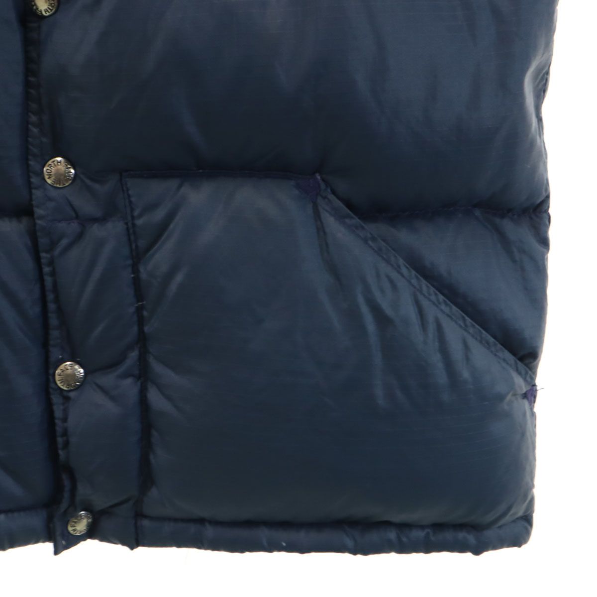 80s ノースフェイス　ダウンベスト　ネイビー 新着!!〝80s THE NORTH FACE DOWN VEST /BROWN LABEL〟一般販売開始です。