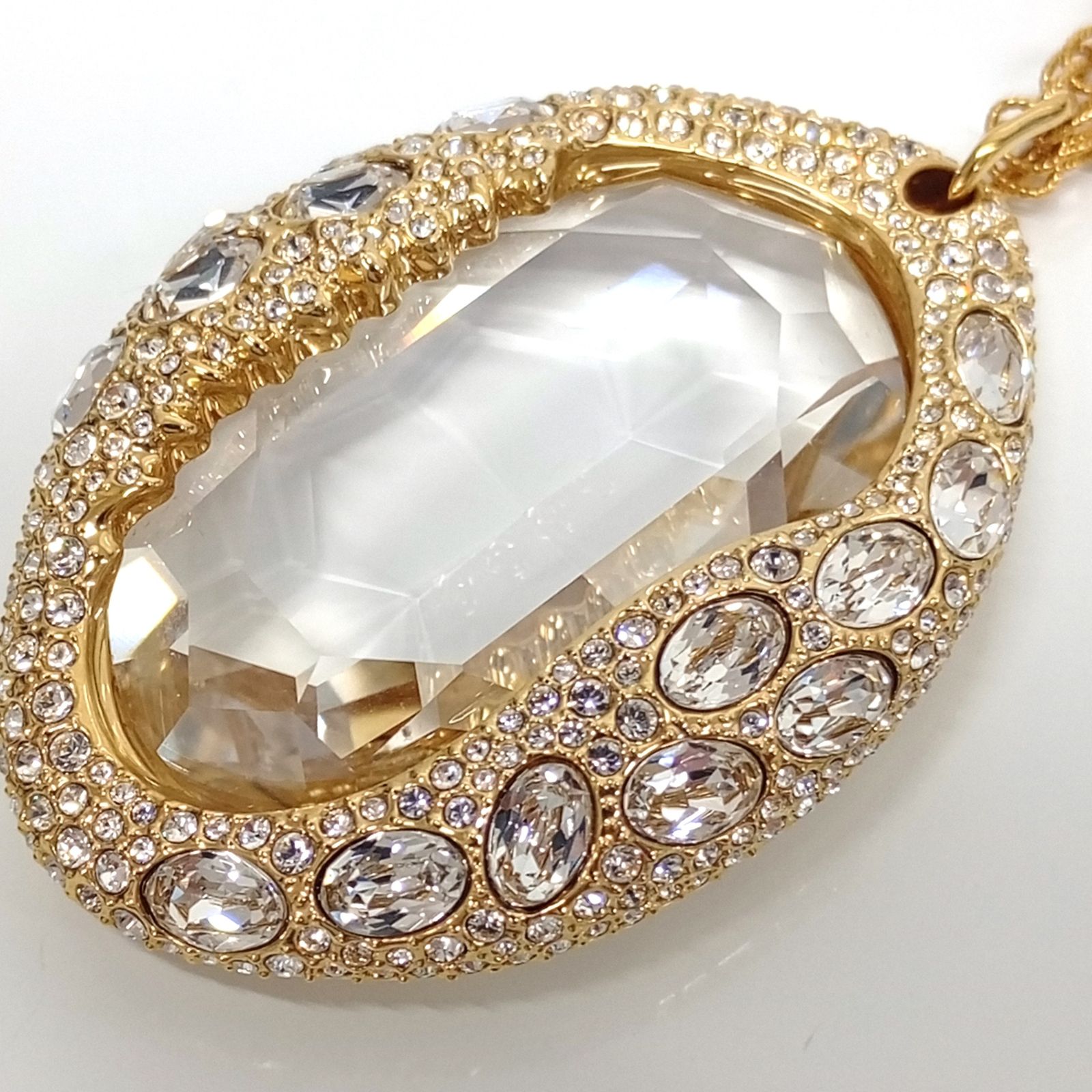 スワロフスキー オーバル ラインストーン ネックレス 5520668 ゴールド JA-23326