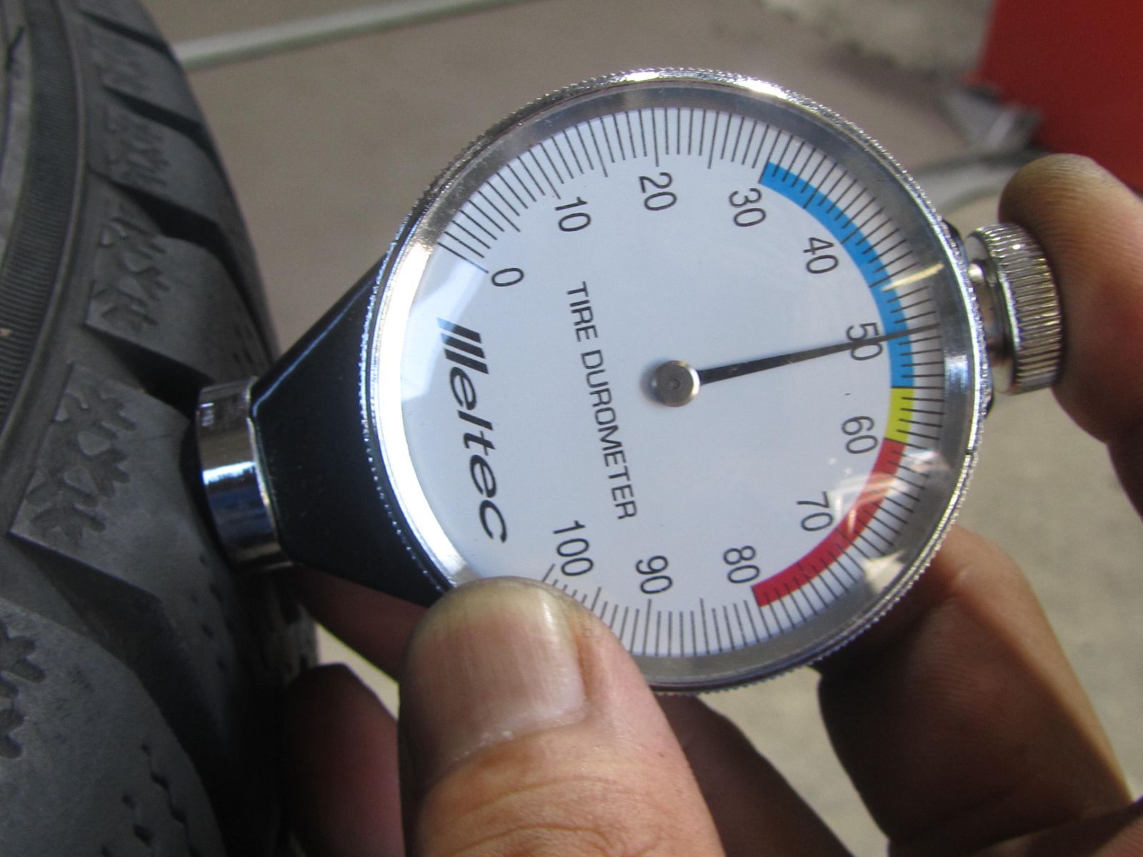 人気サイズ】155/65R14 スタッドレス グッドイヤー アイスナビ