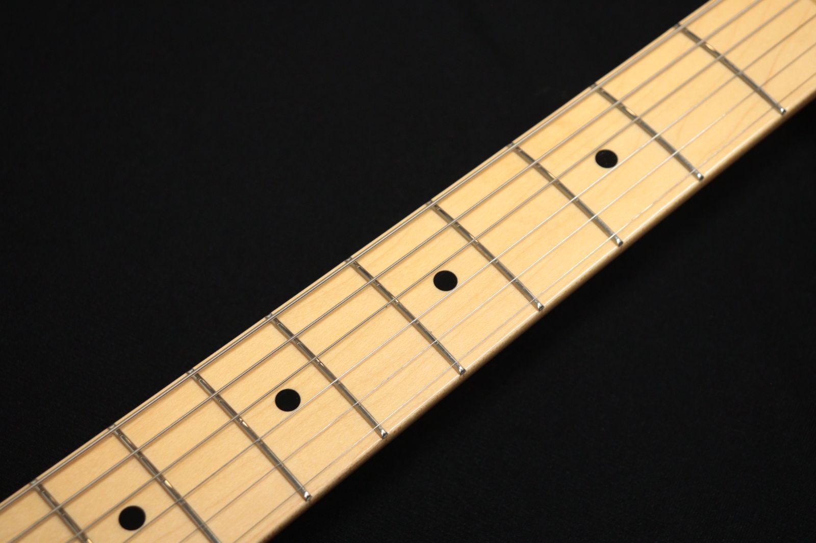  Fender Made in Japan Limited Telecaster® Blue Flower 現物画像 3 36 kg エレキギター ギター