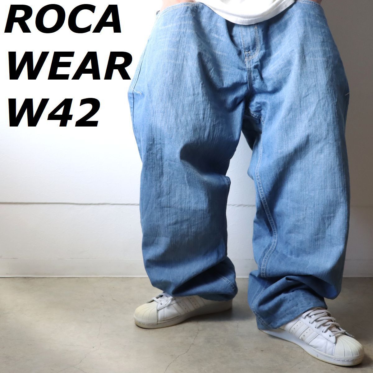 ROCAWEAR ロカウェア デニム デザイン 刺繍ロゴ W42 - メルカリ