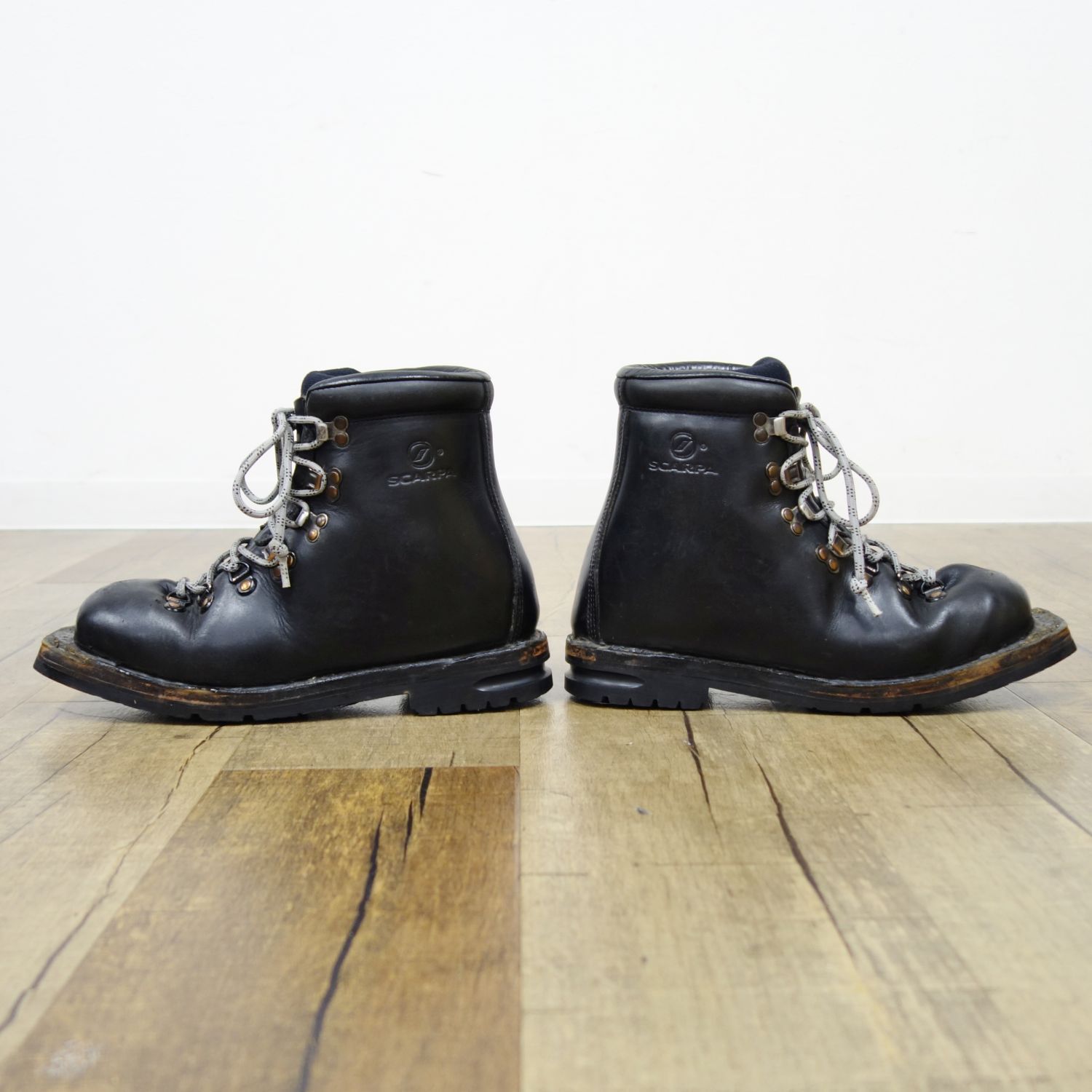 SCARPA テレマーク革ブーツ SCARPA テレマーク革ブーツ