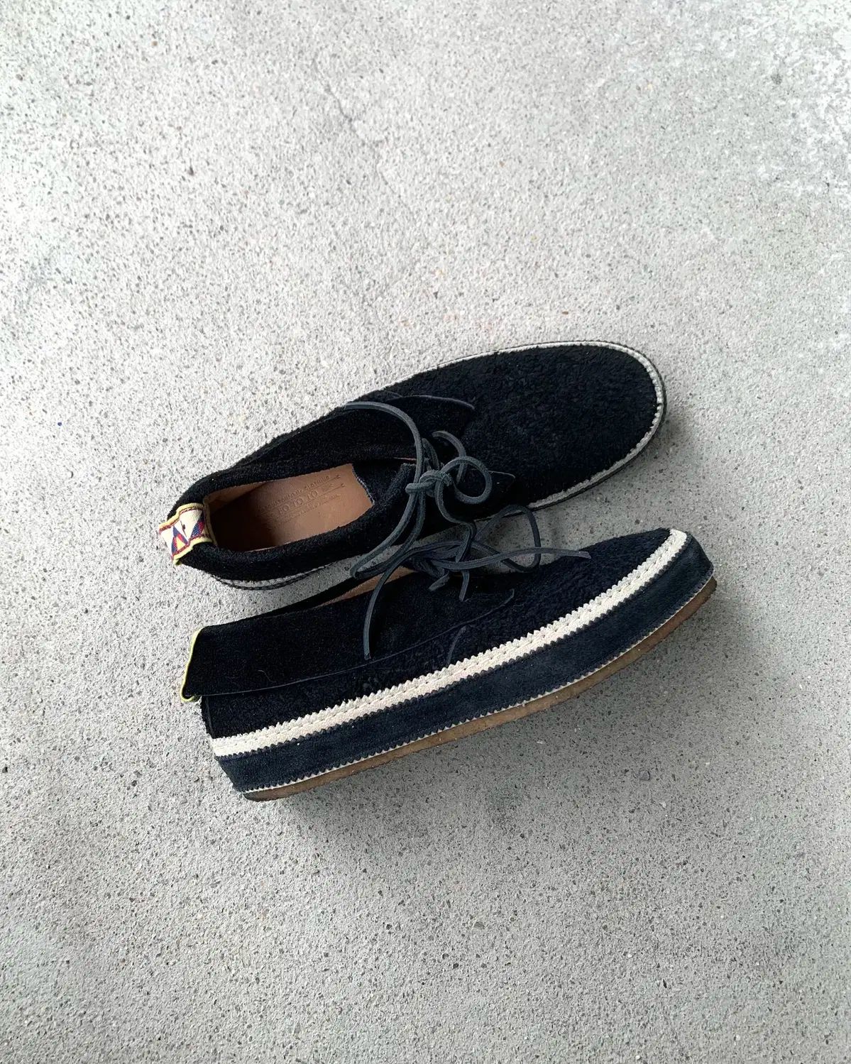 サスクワァッチファブリックス スウェード 靴