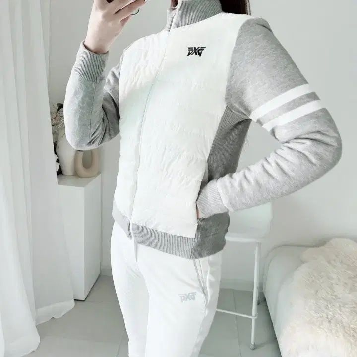 LANVIN SPORT ランバンスポール　セットアップ　白　銀　ゴルフ　42 LANVIN SPORT ランバンスポール セットアップ 白 銀 ゴルフ 42 LANVIN