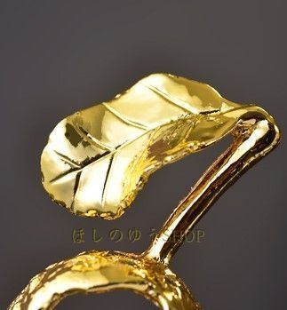 フルーツモチーフのアートオブジェ