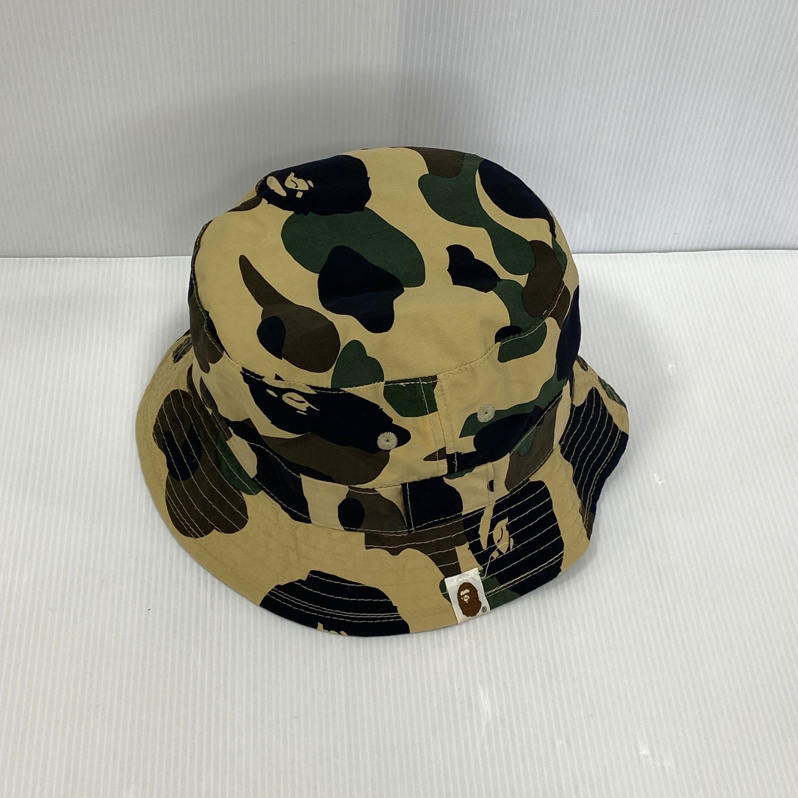 A BATHING APE リバーシブル　バケットハット A BATHING APE リバーシブル バケットハット A BATHING APE