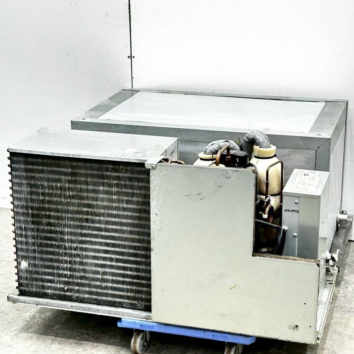 三菱 2馬力 冷凍クーリングユニット 天井置きタイプ AFR-RP 2 A 3相200 V プレハブ冷凍庫 低温用