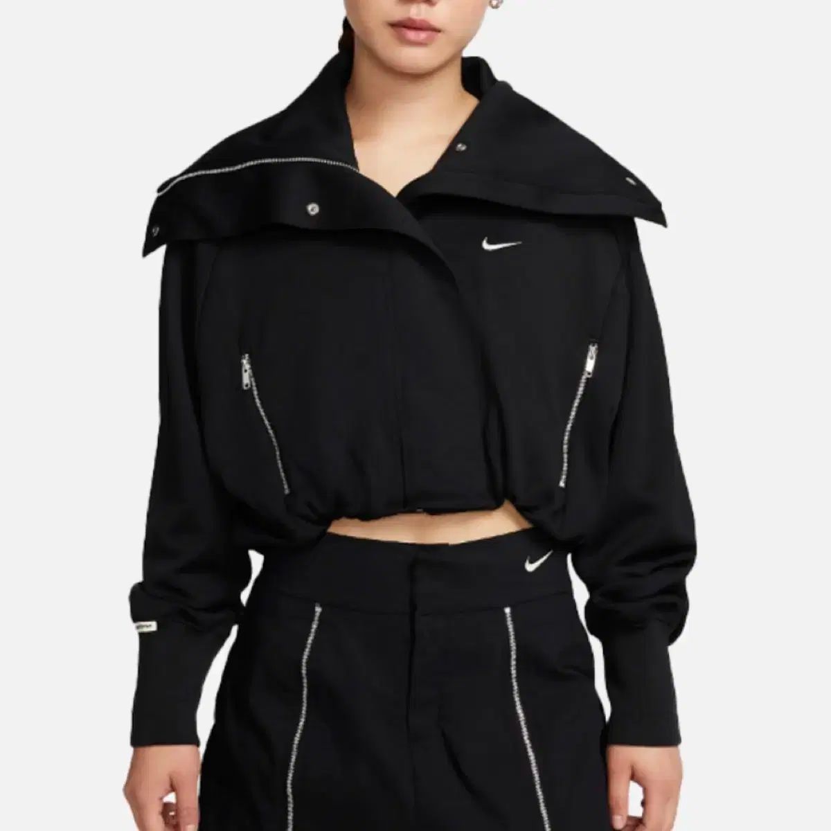 xs ナイキ クロップドトラックジャケット