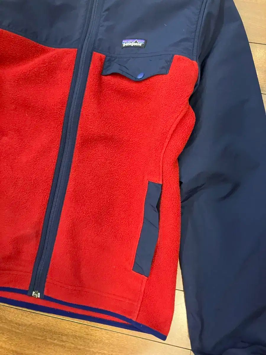 フリースジャケット