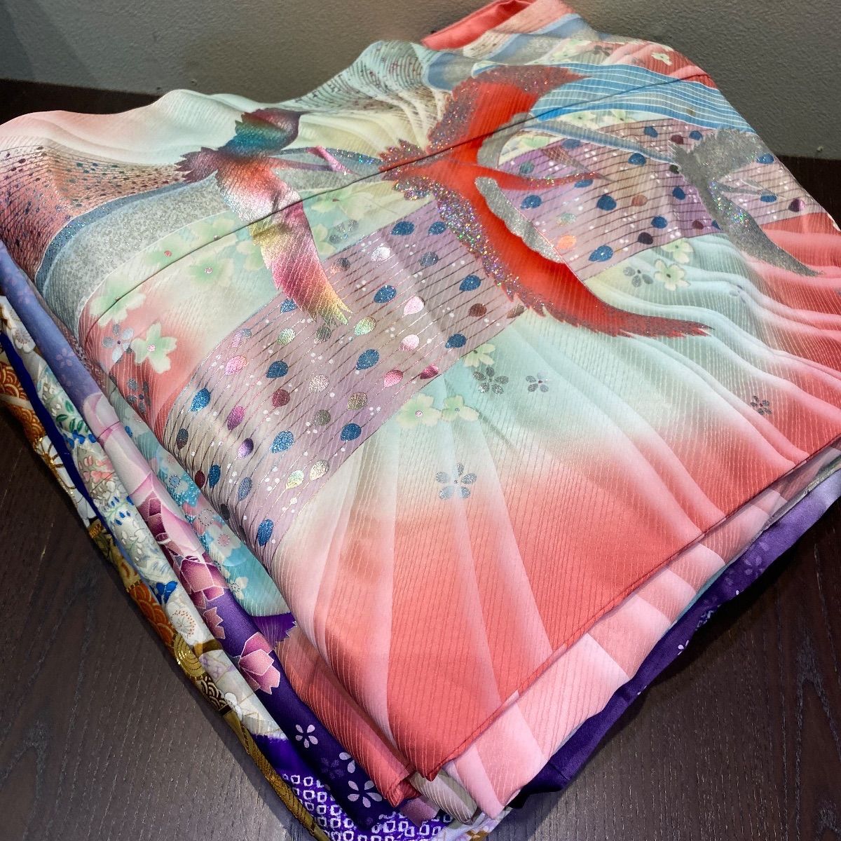 まとめ売り】正絹振袖6枚 リメイク素材 ハンドメイド向け - メルカリ