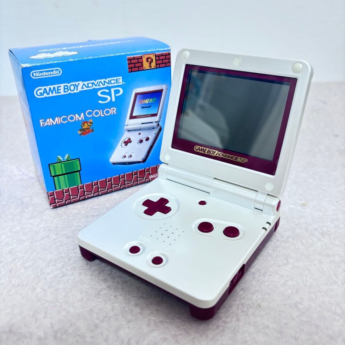 ☆【極美品】 ファミコンカラー ゲームボーイアドバンスSP