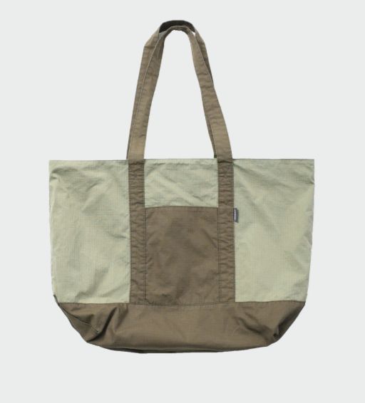 999ヒューマニティ BIG トートバッグ カーキ