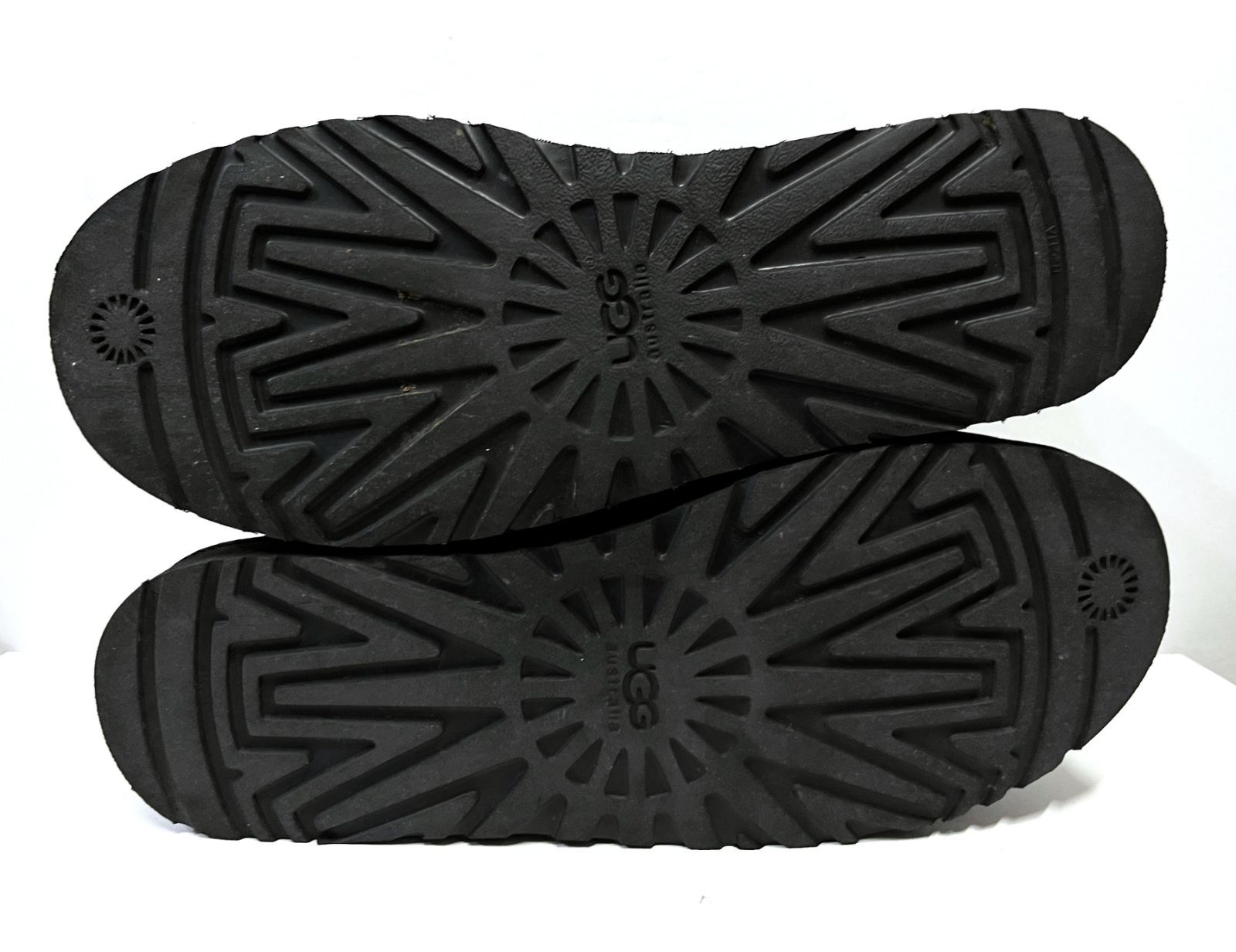  US 11 28 5 cm UGG アグ CLASSIC MINI DECO クラシックミニ デコ ムートンブーツ 靴 ムートンブーツ ブーツ 革靴