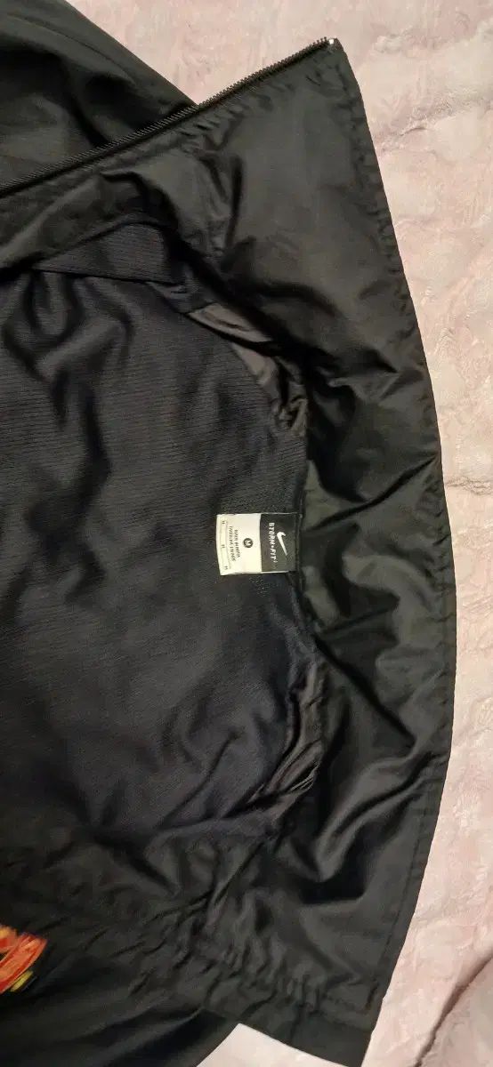 ユナイテッドFC ウィンドブレーカー