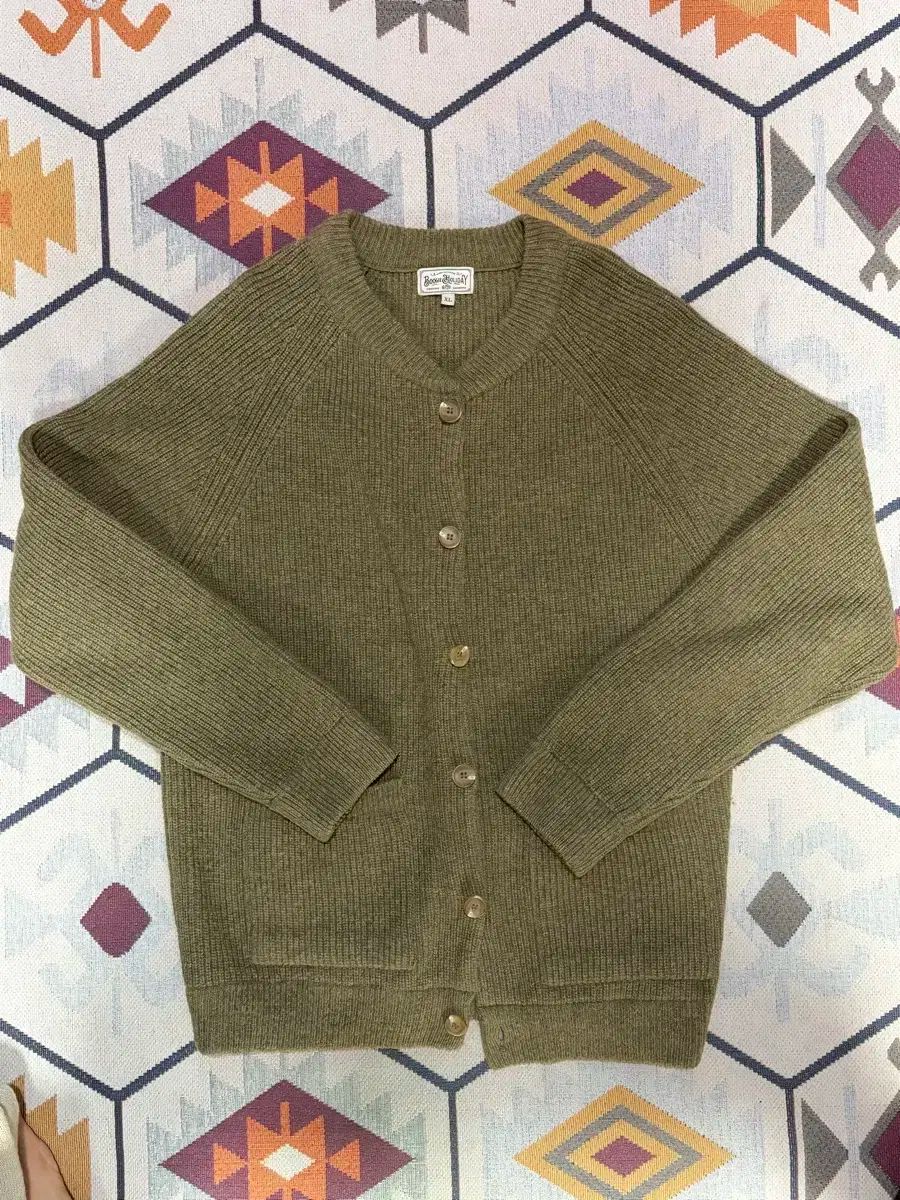 ブギーホリデー ウール ニット カーディガン カーキxl