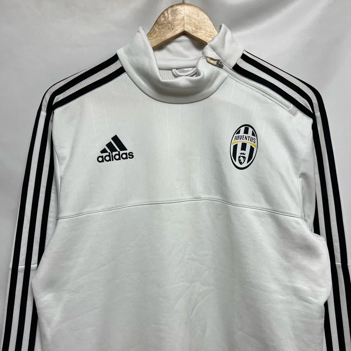105 アディダス ユヴェントス 1516 トレーナー 白 ドリルトップ ハーフジップ