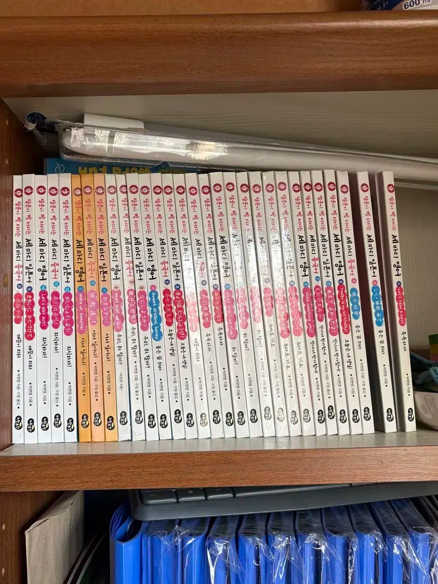 Vogue Portugal Magazine April 節約 2020 女性情報誌 Vogue Portugal