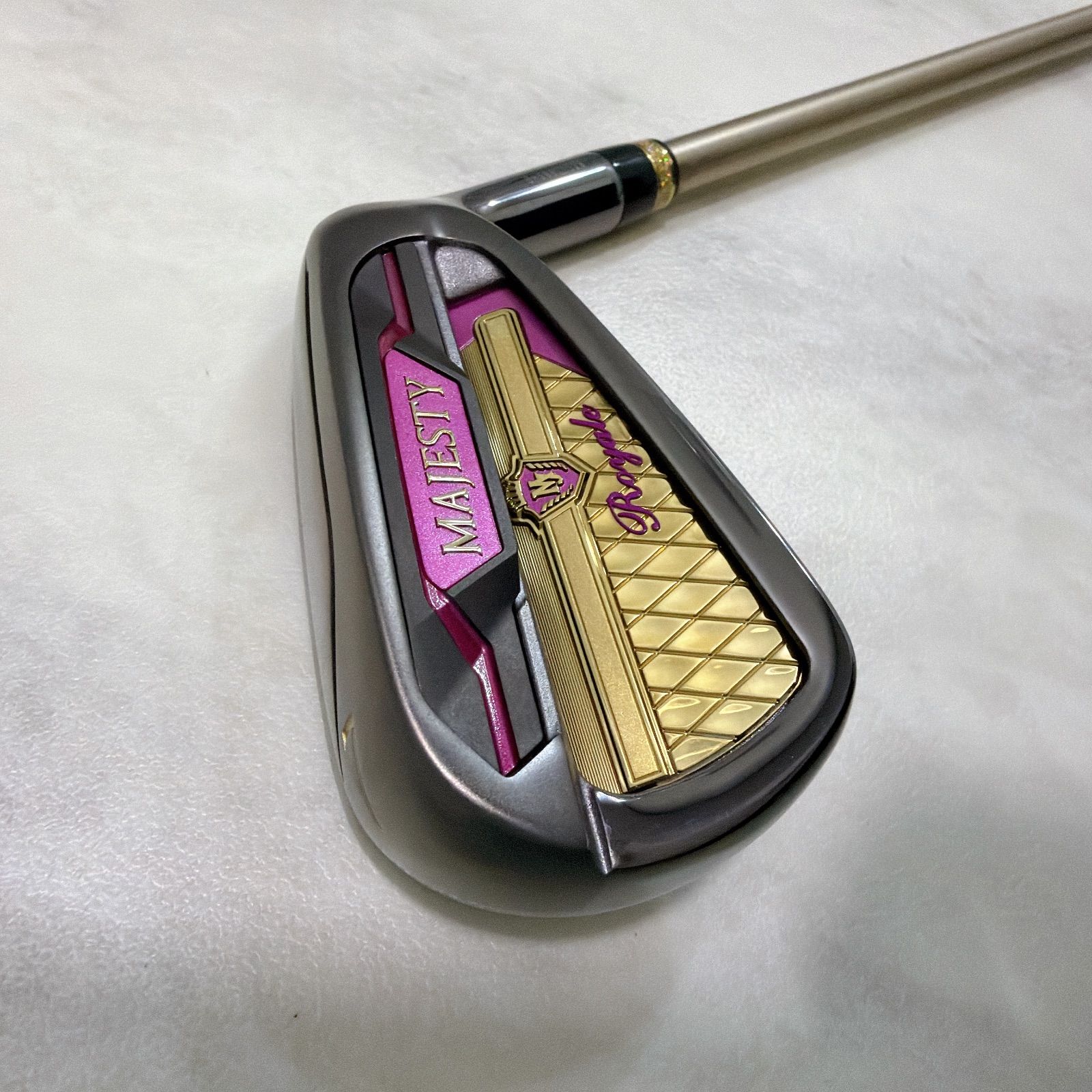 レディース高級 極美品 MAJESTY ROYALE マジェスティロイヤル 2023年