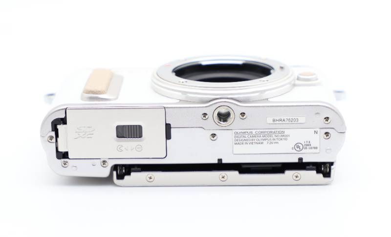  OLYMPUS PEN E PL 8 ミラーレスカメラセット ショット数671! ミラーレス一眼 デジタルカメラ