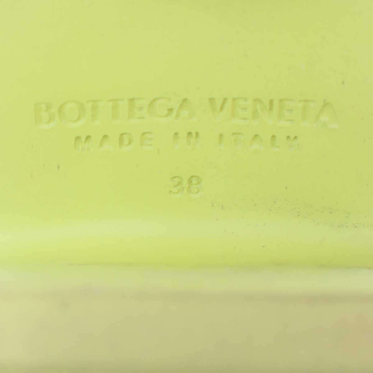 ボッテガヴェネタ Flash