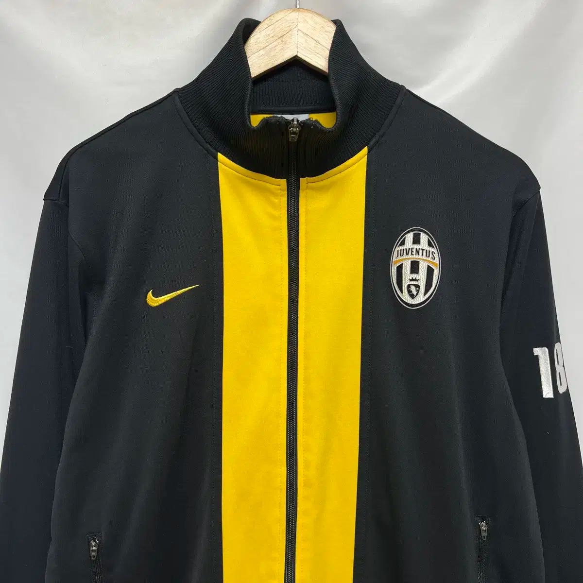 NIKE ユヴェントス