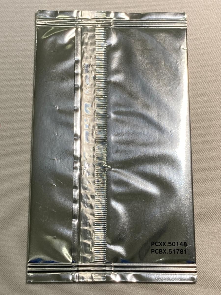 ブラック・マジシャン・ガール (未開封) [デュエリスト アンド