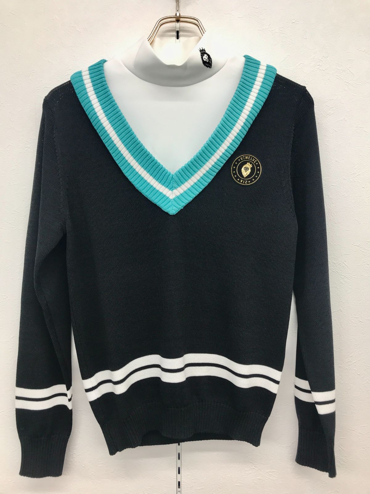 V 12 長袖ニット レディース ブラック