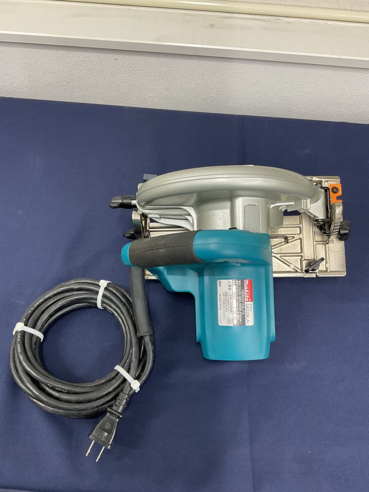 マキタ makita 丸のこ 逆勝手 5832BLA 八尾店