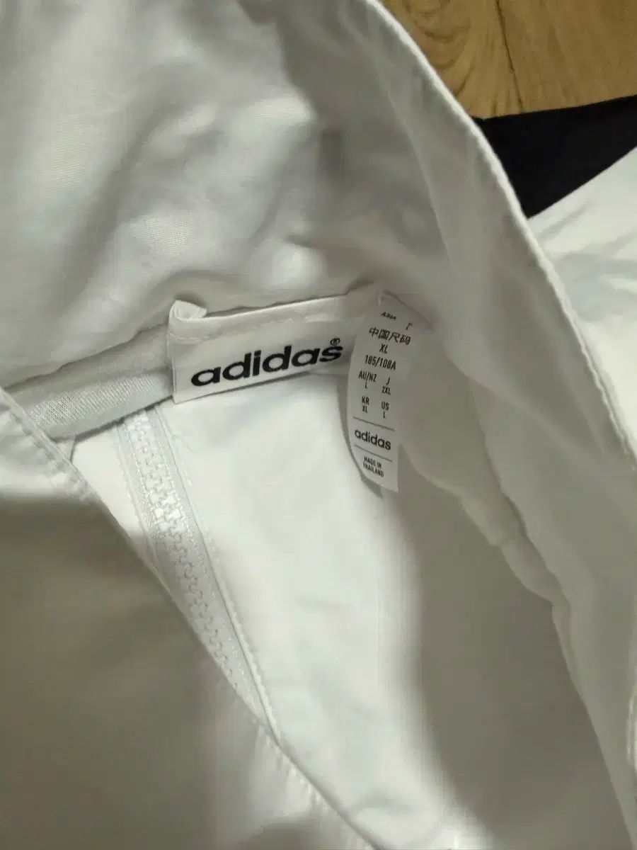 アディダス ドイツ サッカー 代表チーム トラック ジャケット 白