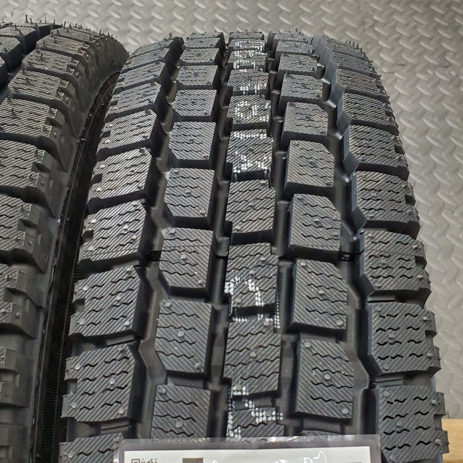  25年製 タイヤ 145 80 R 12 78 N LT ヨコハマ SY 01 V ホンダ アクティ スタッドレスタイヤ 冬タイヤ 1178 12インチ以下 タイヤ ホイールセット