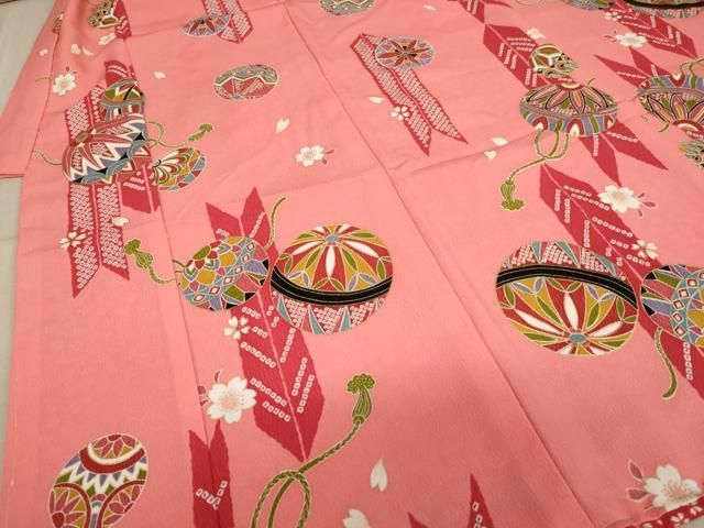 平和屋着物[]七五三 女の子 7歳 祝着 四つ身 矢羽根桜毬文 金彩  