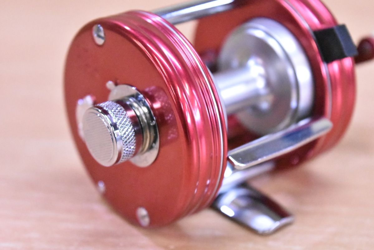 アブガルシア アンバサダー 2500C 右 ノスタルジア レッド ABU