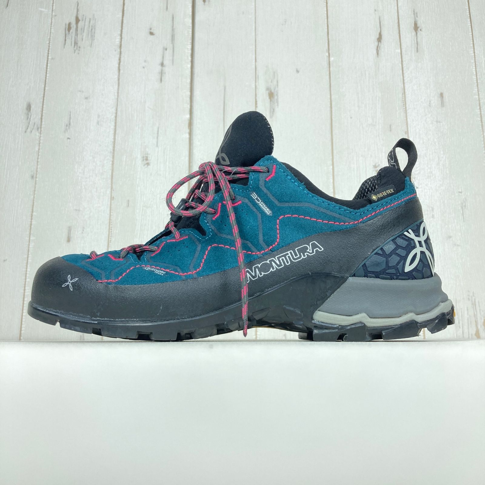 ネイビー系 Montura