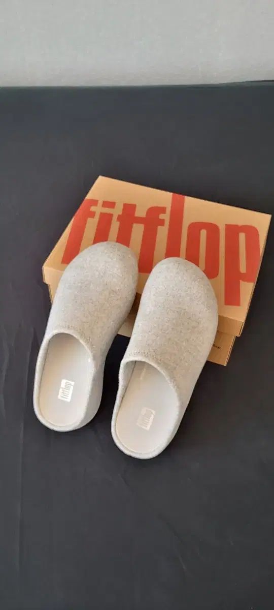 FITFLOP フィットフロップ スリッパ UK 4 サイズ