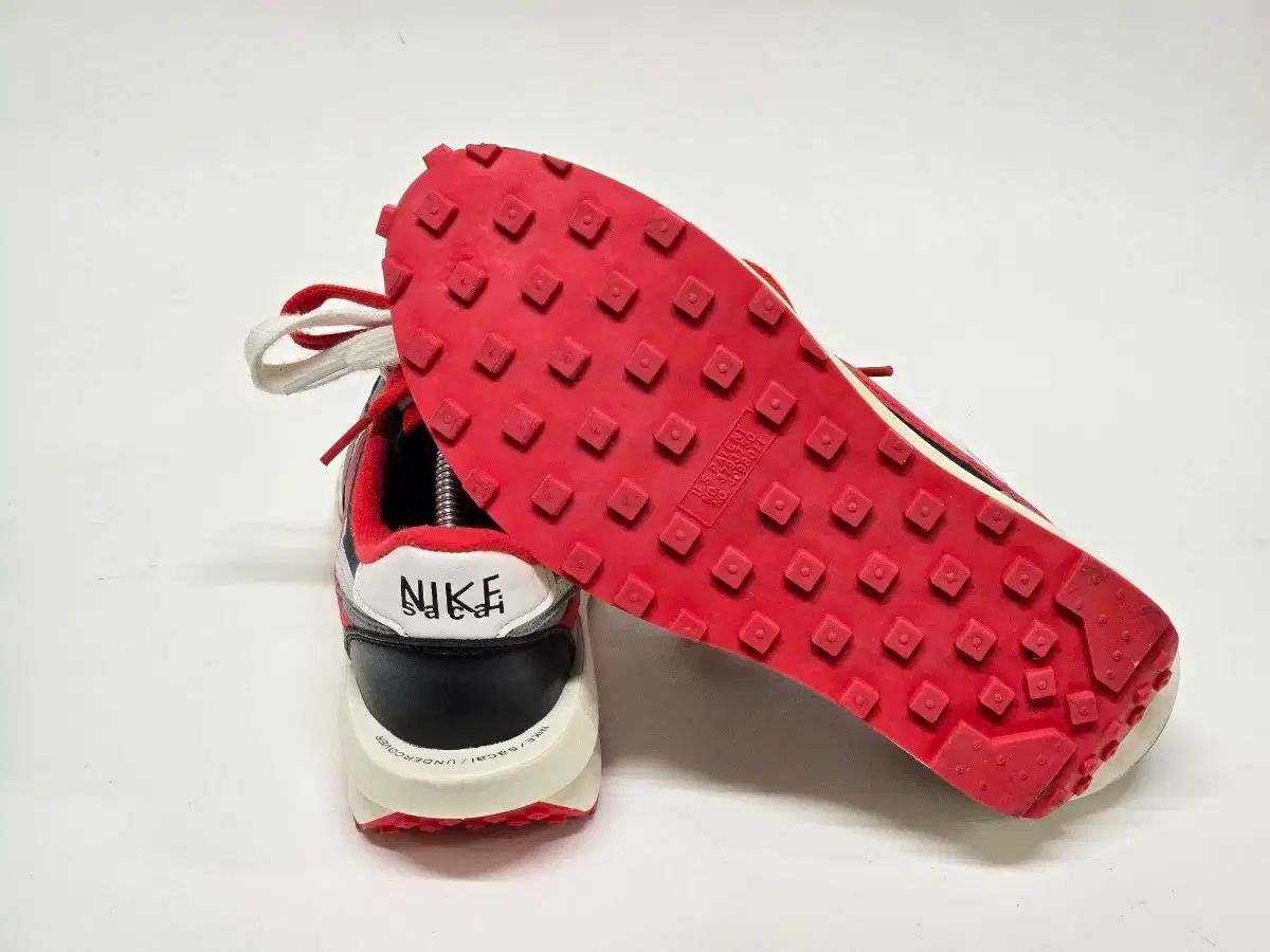 ブラック レッド