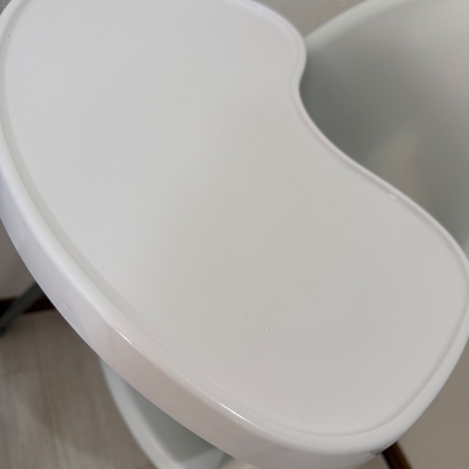 廃盤品】BABYBJÖRN 人気 ハイチェア ホワイト ベビーチェア 折りたたみ