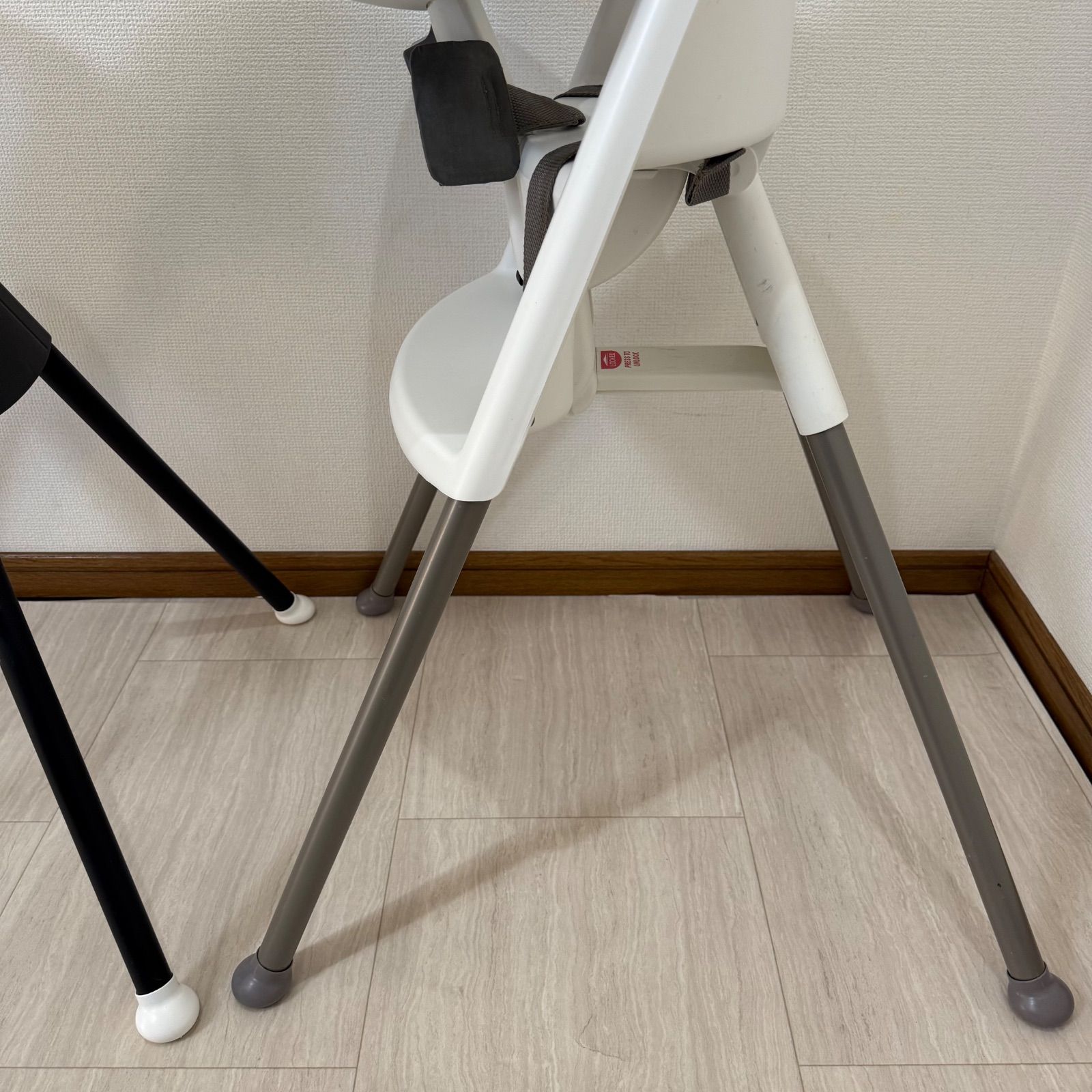 【美品・廃盤】Baby Bjorn 折りたたみ ベビーチェア ホワイト 廃盤品】BABYBJÖRN ハイチェア ホワイト ベビーチェア 折りたたみ