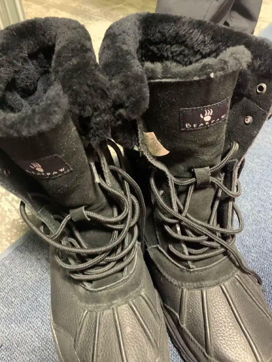 ベアパウ ストウ 防寒用ブーツ 270