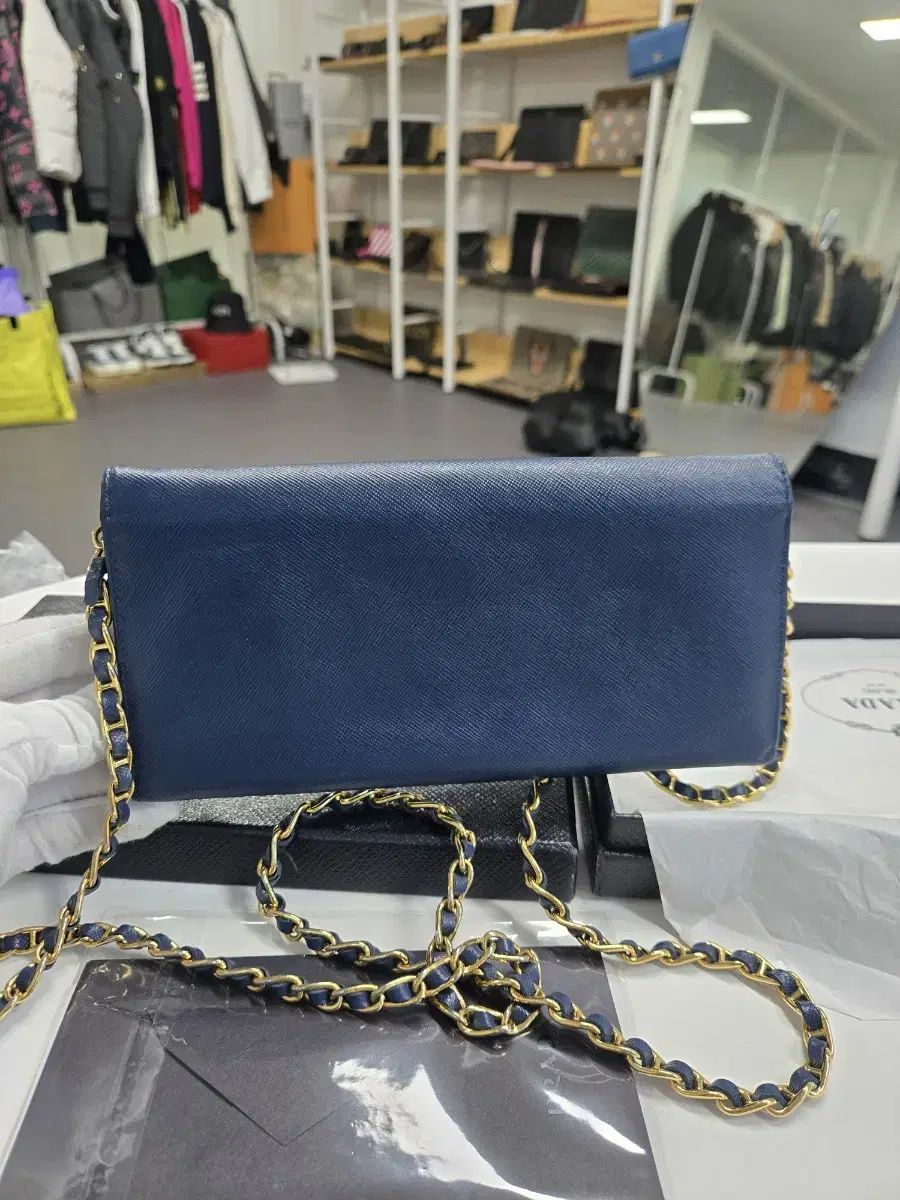 A級コンディション PRADA サフィアーノ ミニバック