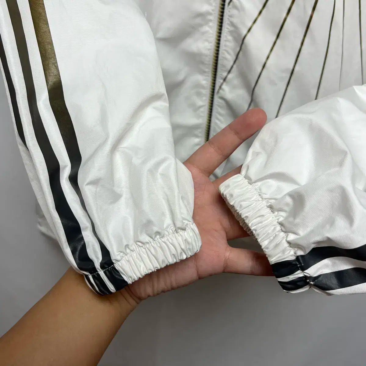 アディダス ルマドリード