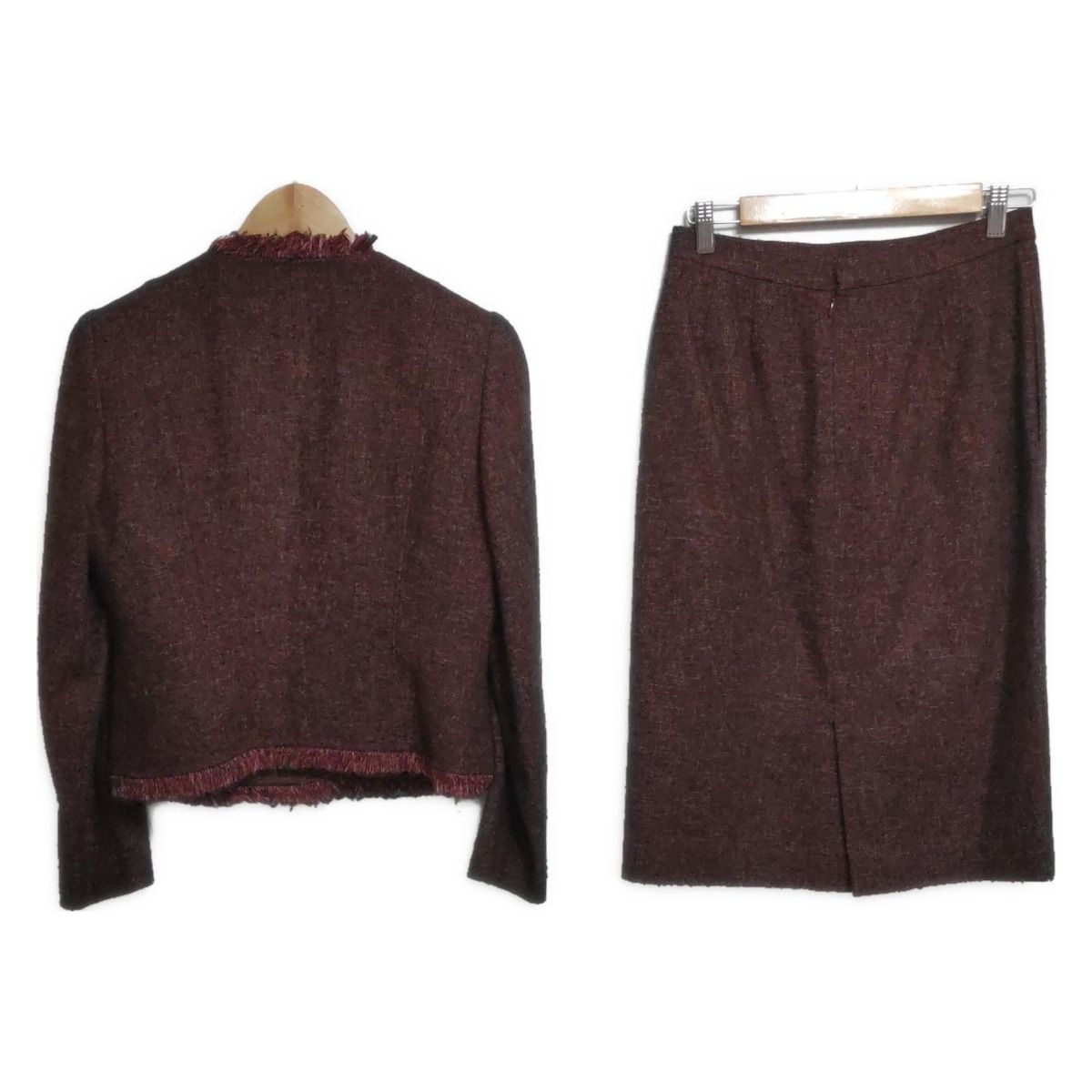 Chloe クロエ スカートスーツ レディース - ダークブラウン×レッド×白