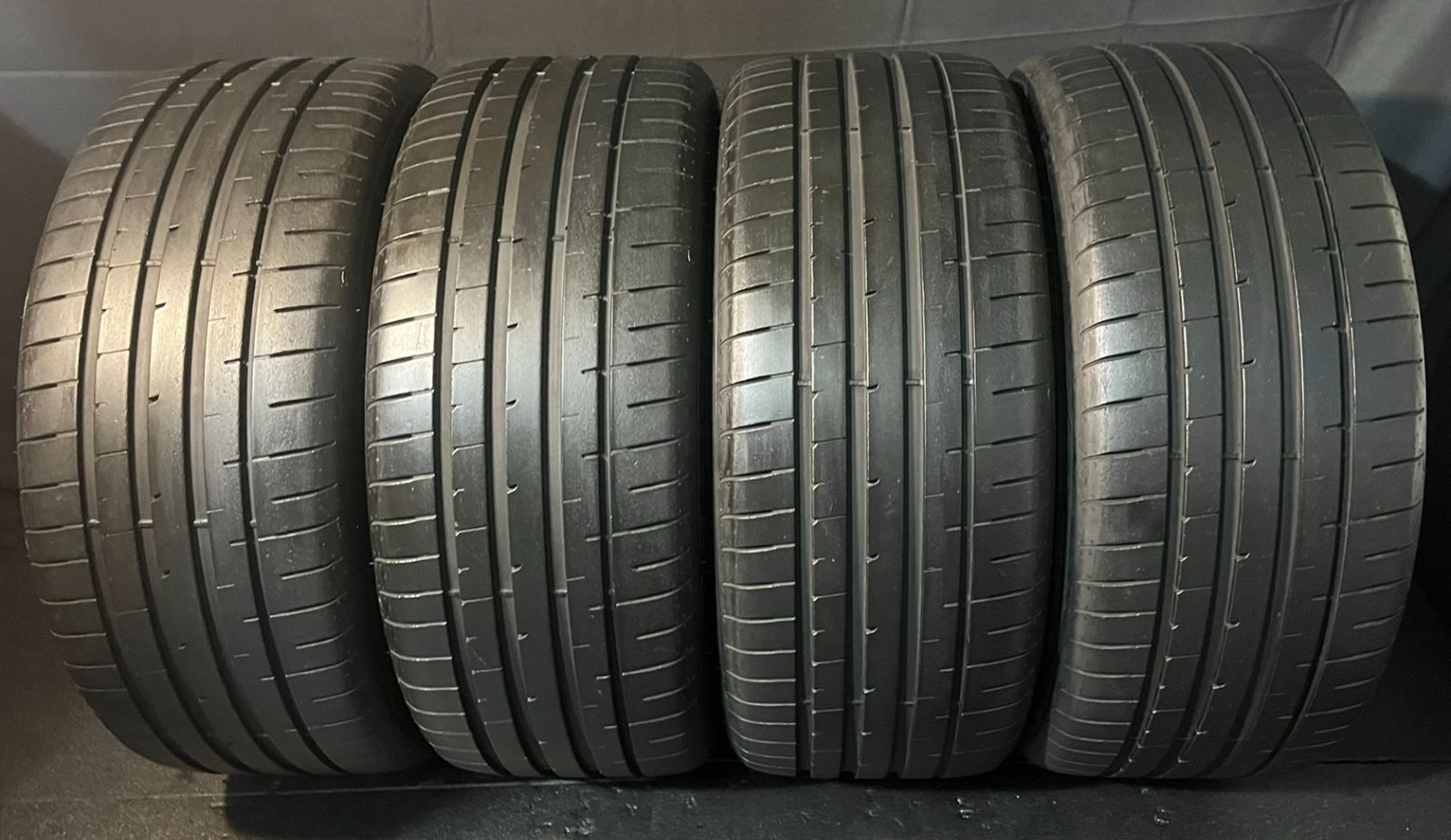 2020年製 約8 8～9分山 グッドイヤー イーグル EAGLE F 1 3 NA 0 245 35 R 20 4本 h_661