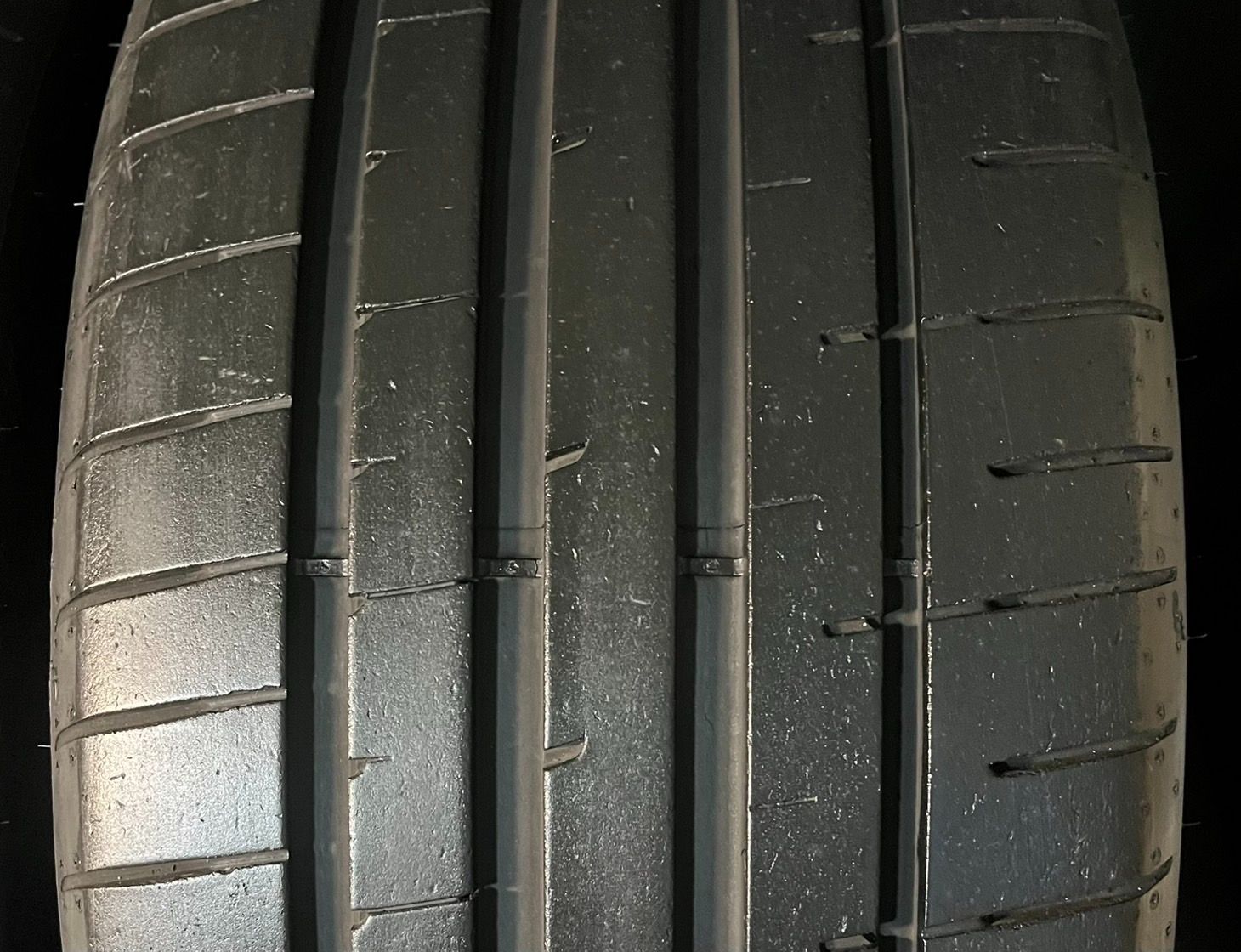  2020年製 約8 8～9分山 グッドイヤー イーグル EAGLE F 1 3 NA 0 245 35 R 20 4本 h_661 20インチ サマータイヤ ノーマルタイヤ