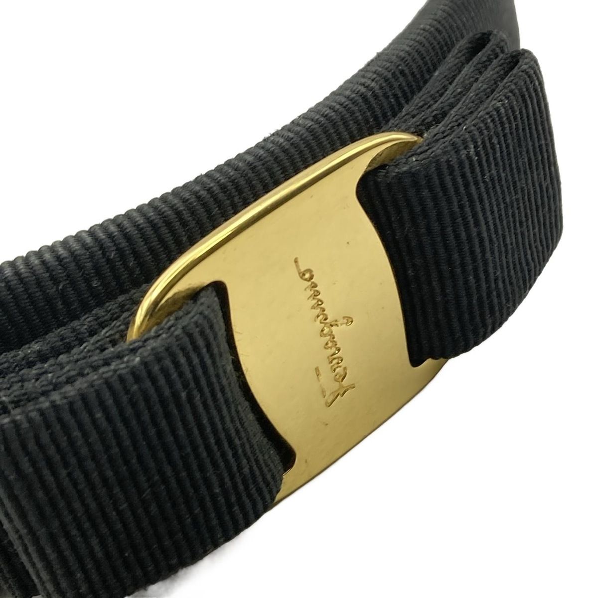 FERRAGAMO SalvatoreFerragamo サルバトーレフェラガモ カチューシャ - 黒 ゴールド金具 GINKGOPHARMACY_COM