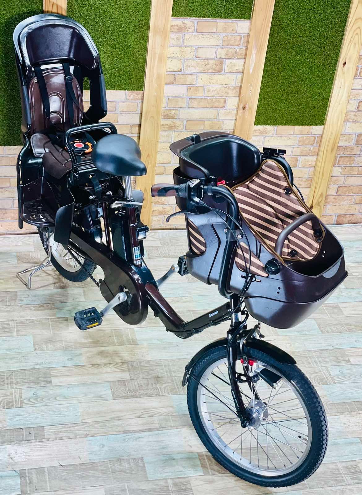 超特価】【大人気】Panasonic【ギュット】【ブラウン系】【大容量12AH