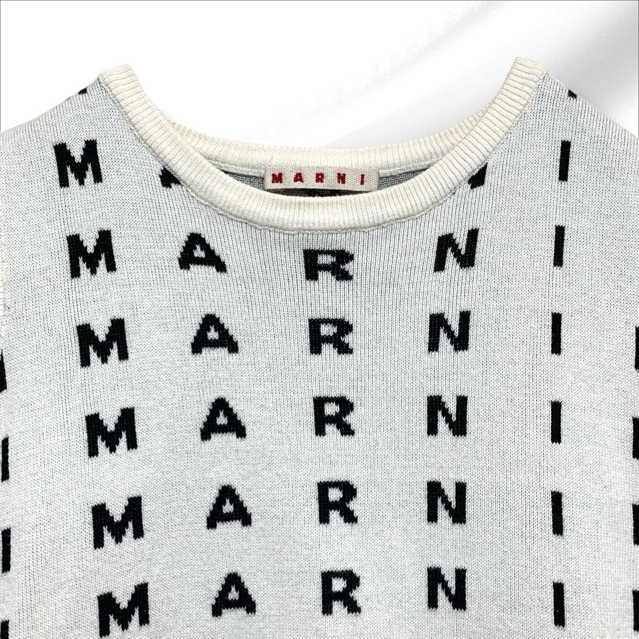 MARNI マルニ ノースリーブ ワンピース ニット 白色系 ロゴ 黒 サイズ10 Y 140 キッズ 子供服