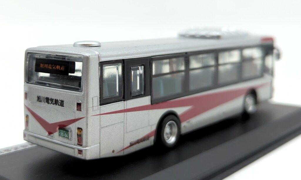 旭川電気軌道　ダイキャスト　(アドゥイング製) アドウィング 1/80ダイキャストバスシリーズ 旭川電気軌道 新型 三菱