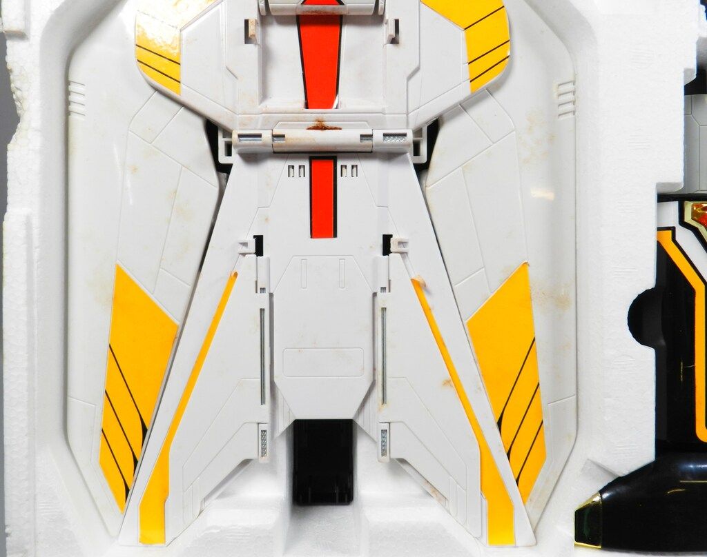 バンダイ 鳥人戦隊ジェットマン DX超弩級ジェットガルーダ - メルカリ